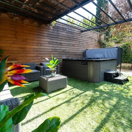 D'hotes Les Angles 30133 Possibilite Jacuzzi